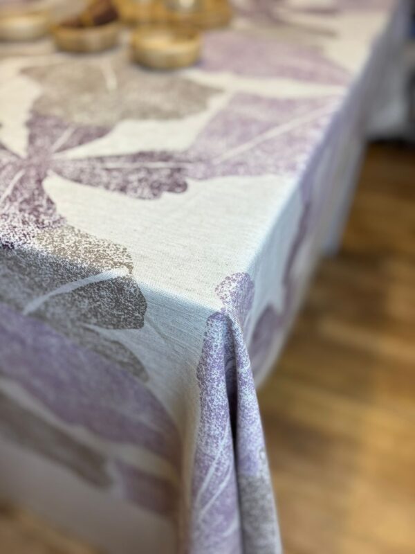 NAPPE EN LIN  ANTI TACHE "MAUVE"
