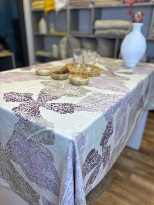 NAPPE EN LIN  ANTI TACHE "MAUVE"