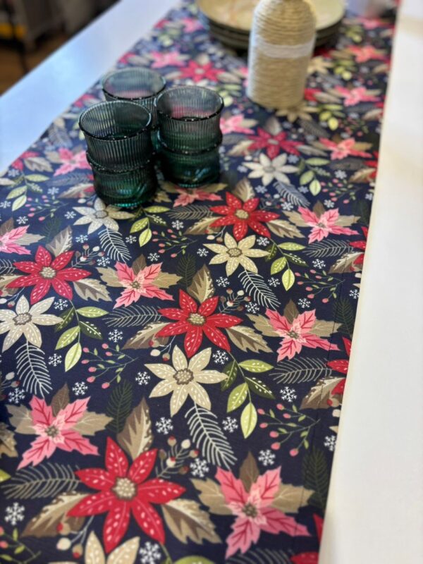 Chemin de table  bleu marine