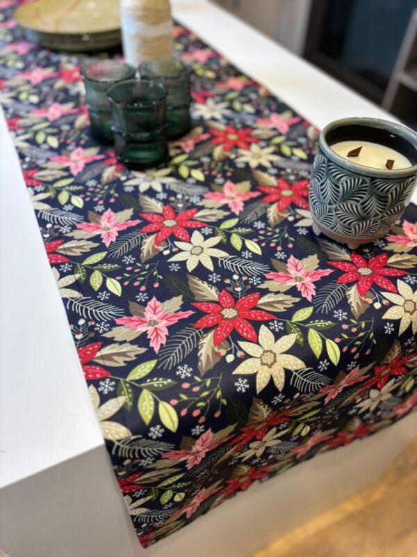 Chemin de table  bleu marine