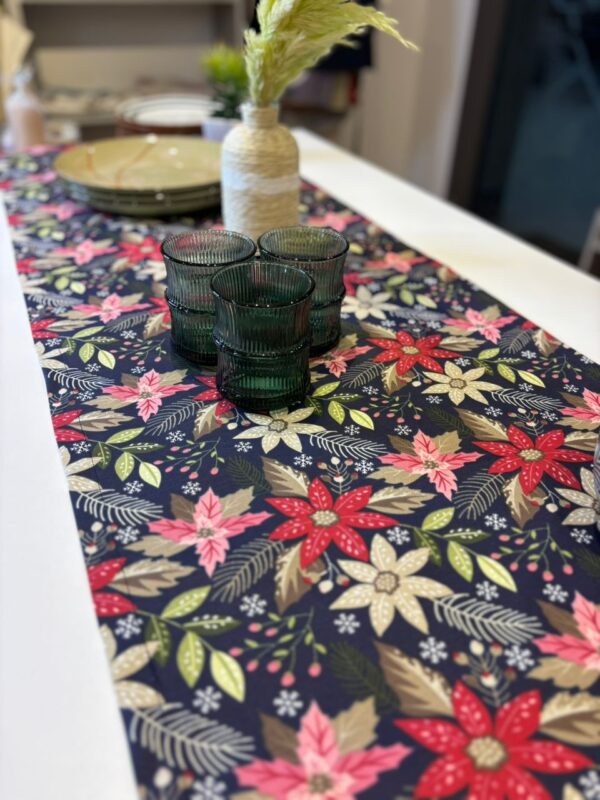 Chemin de table  bleu marine