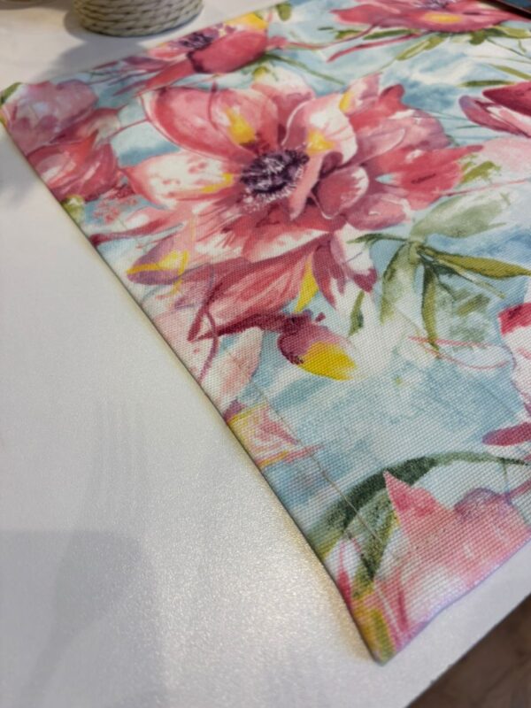 Chemin de table rose