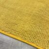 Tapis de bain jaune
