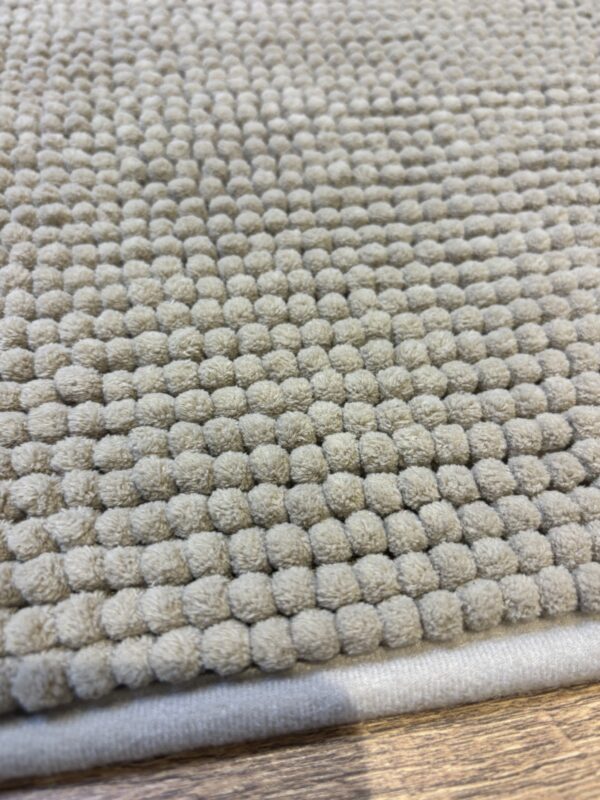 Tapis de bain beige