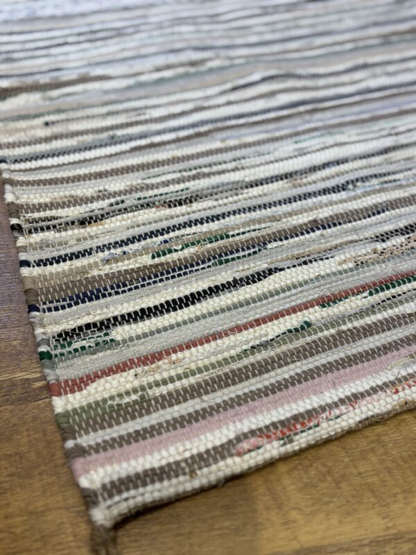 IMG_4859 Tapis en couleur