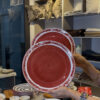 Assiette plate rouge