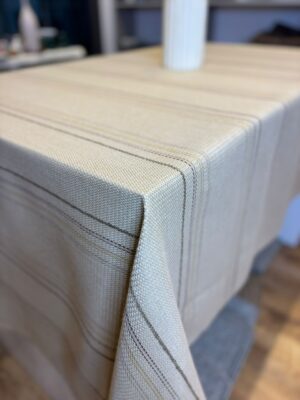 IMG-20260111-WA0001 Nappe en lin epais beige