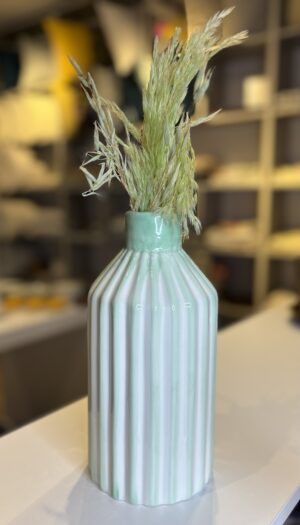 Vase en ceramique vert