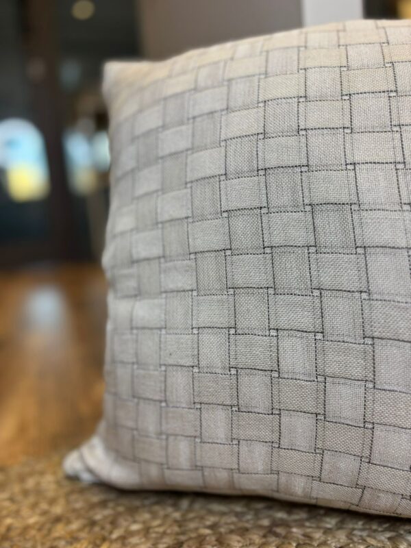 Coussin en lin a carreaux