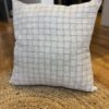 Coussin en lin a carreaux