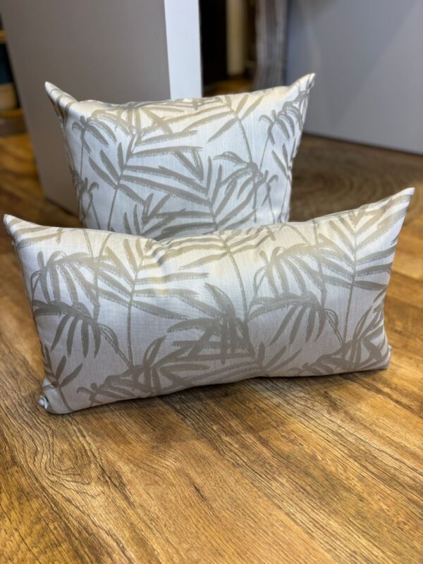 Coussin motifs feuille rectangulaire