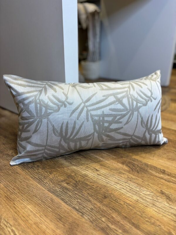 Coussin motifs feuille rectangulaire